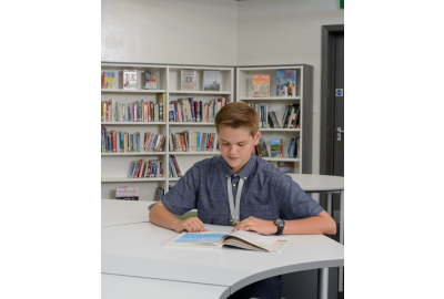 Comment développer l’accès à la lecture pour les adolescents ? 